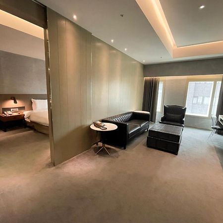 Check Inn Taipei Nanjing Екстер'єр фото